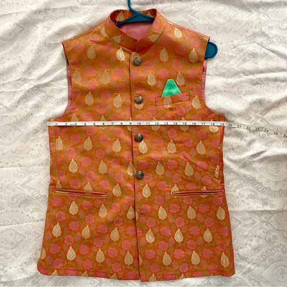 Men’s Salmon color Waistcoat Nehru Jacket ( with green pocket square free) - Picture 3 of 7